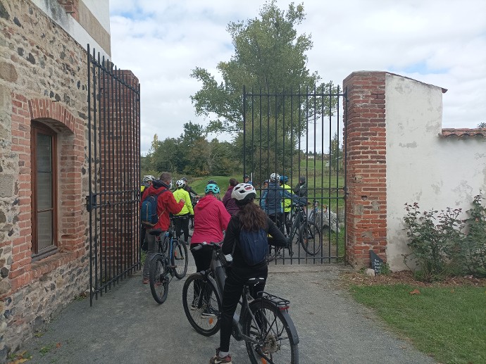 Balade "L'Astrée à vélo" au départ du château de la Bâtie d'Urfé