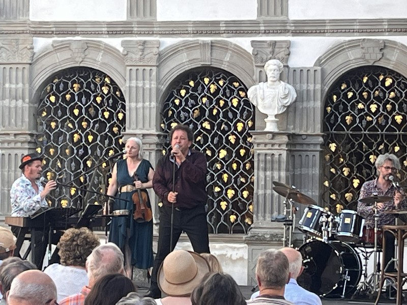 Concert " A bout de souffle" dans l'écrin de la cour d'honneur de la Bâtie d'Urfé