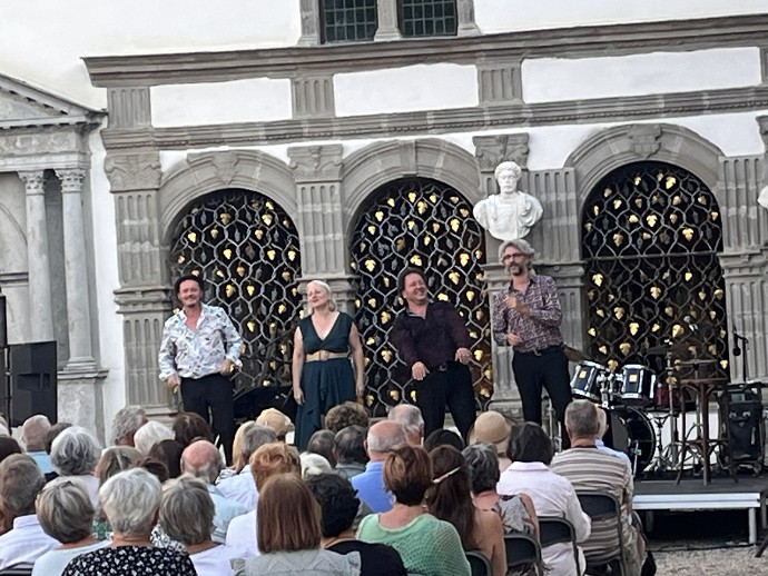 Concert " A bout de souffle" dans l'écrin de la cour d'honneur de la Bâtie d'Urfé